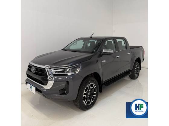 TOYOTA HILUX 2.8 D-4D TURBO DIESEL CD SRX 4X4 AUTOMÁTICO